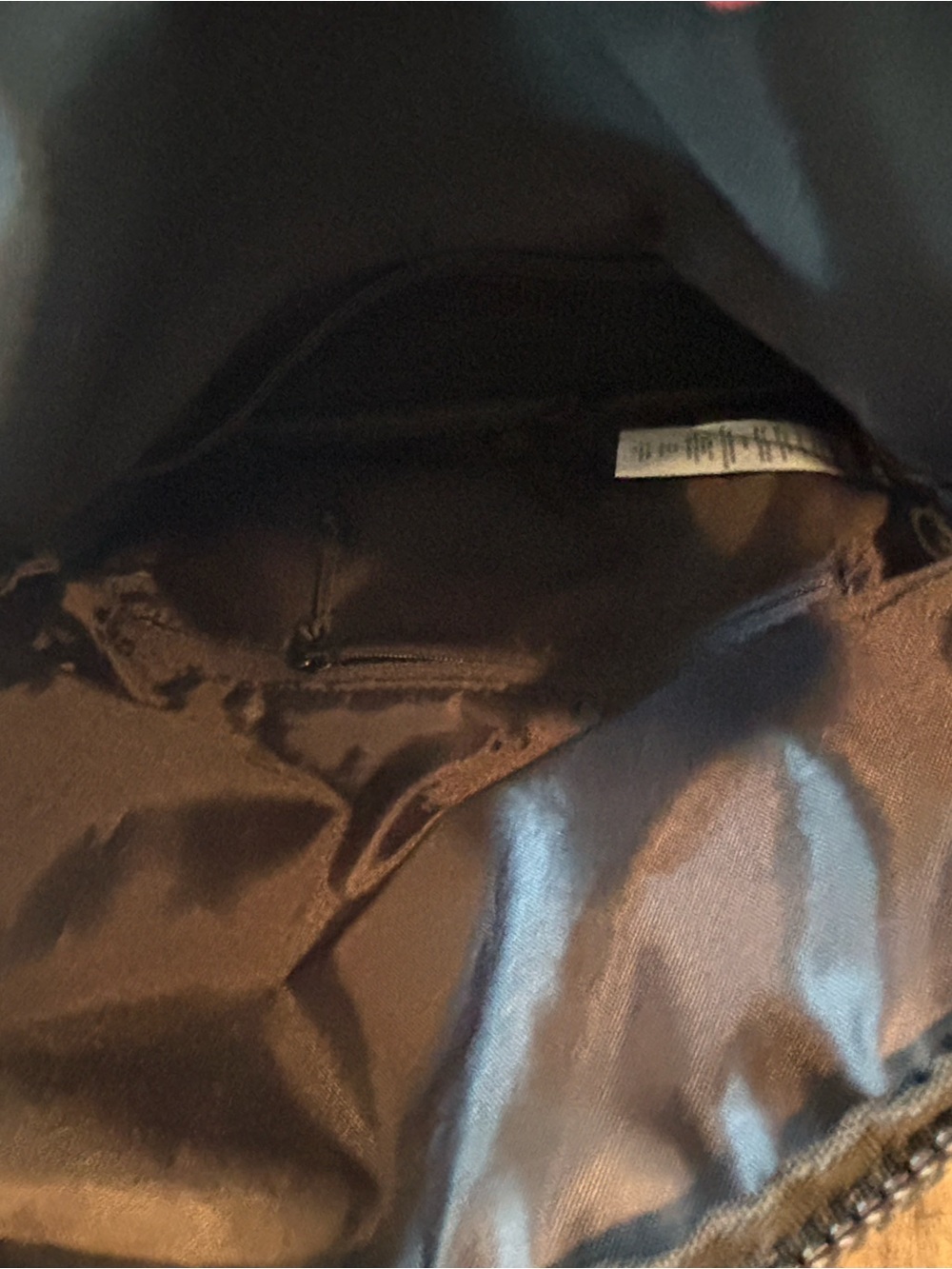 LOLE Black Crossbody Bag - Picture 3 of 5